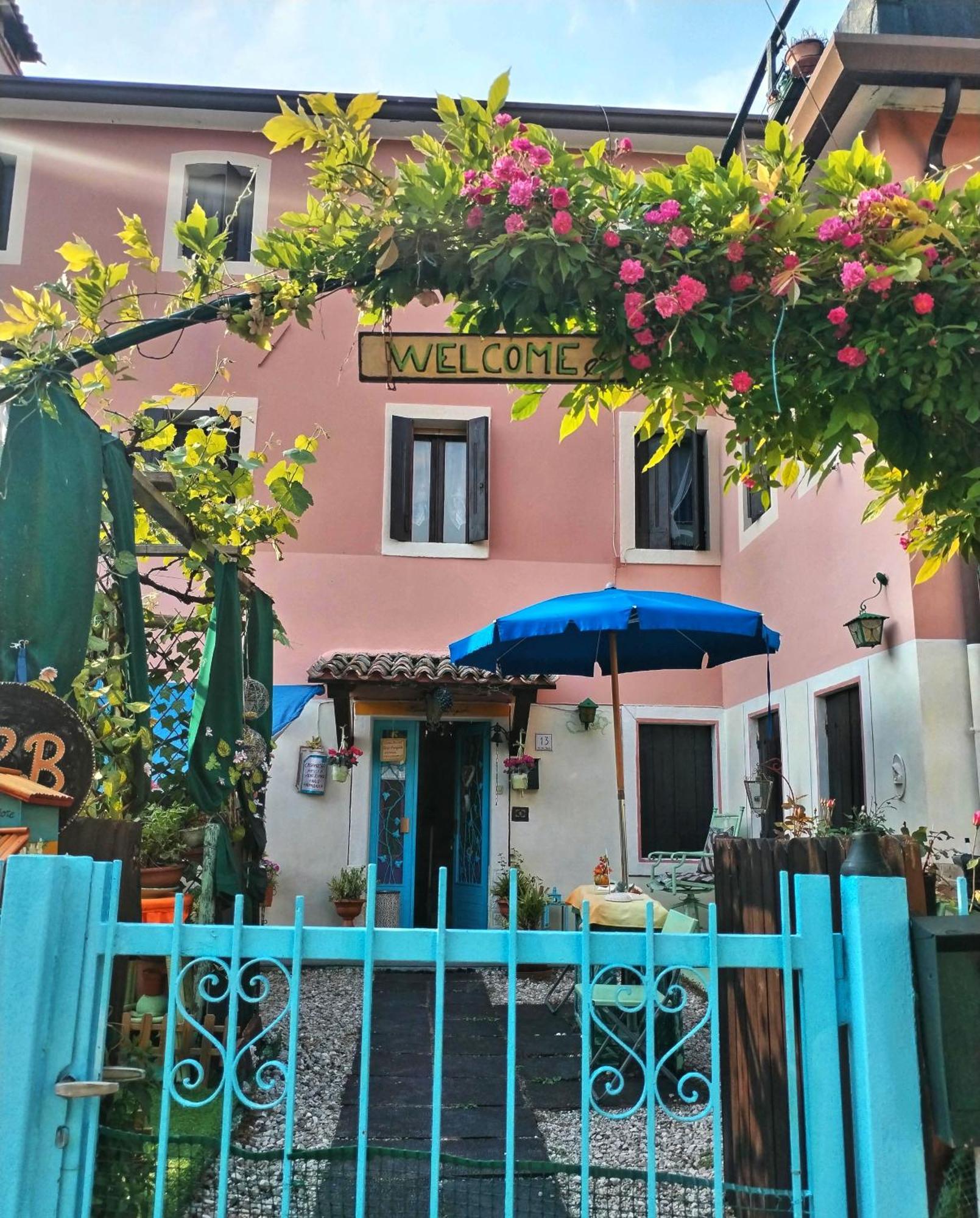 Art B&B La Casa Del Pittore 레비네라고 외부 사진