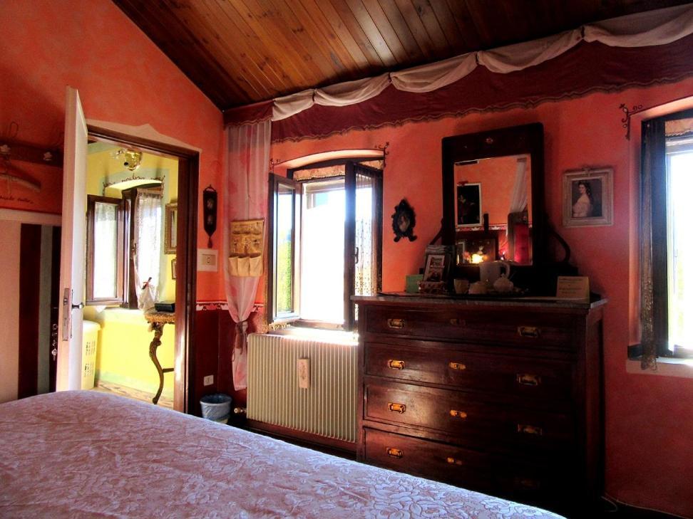 Art B&B La Casa Del Pittore 레비네라고 외부 사진